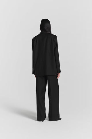 Leslie Blazer