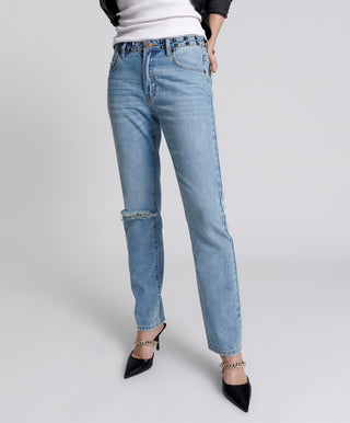 HENDRIXE TRUCKERS MID RISE STRAIGHT LEG JEANS