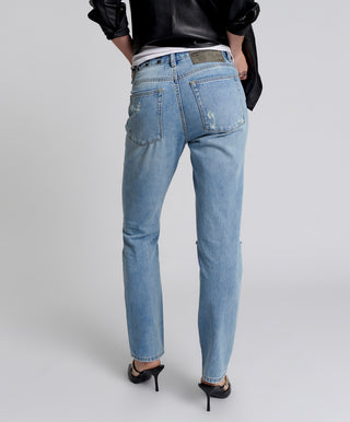 HENDRIXE TRUCKERS MID RISE STRAIGHT LEG JEANS