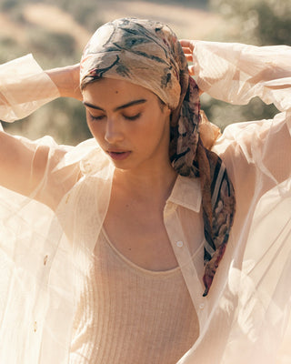 Amaral Scarf