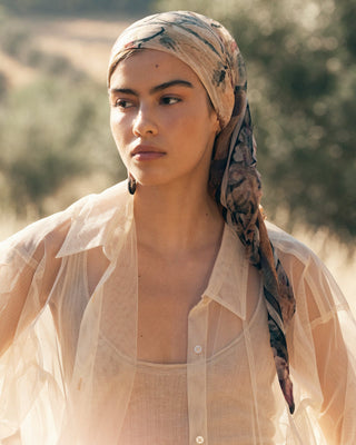 Amaral Scarf