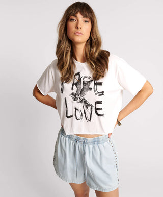 FREE LOVE CROPPED TEE