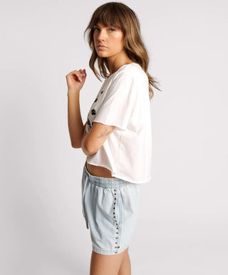 FREE LOVE CROPPED TEE