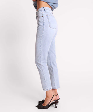 BLUE LATTE LEGENDS HIGH WAIST MOM JEAN