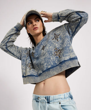 Fleece Cropped Star Studded Sweater - Acid Wash Blue