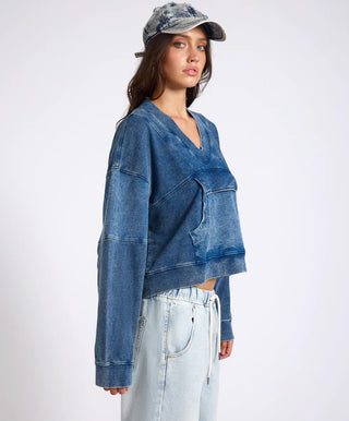 Retro Fade Panelled V Sweater - Washed Blue