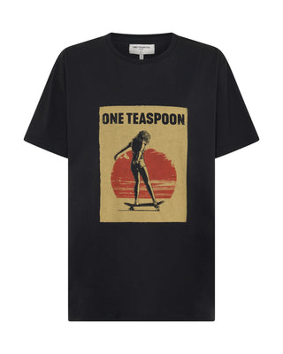 Skater Girl Boyfriend Tee - Black