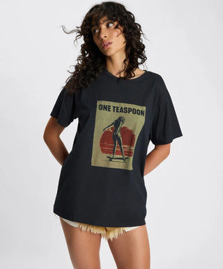 Skater Girl Boyfriend Tee - Black