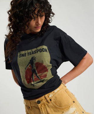 Skater Girl Boyfriend Tee - Black