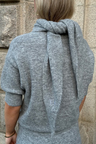 Maggy Knitted Scarf