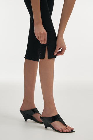 LOLITA CAPRI TROUSERS