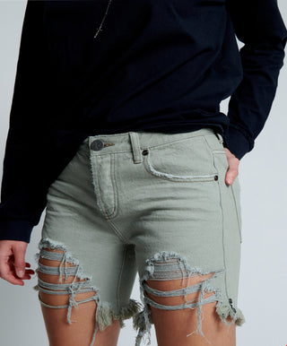FADED KHAKI STEVIES LONG LENGTH BOYFRIEND SHORT